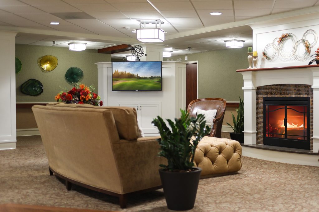 Sitting room with fireplace