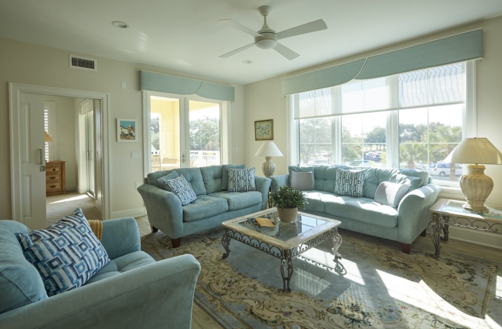 Multi-directional views are an appealing feature of the hybrid apartments.