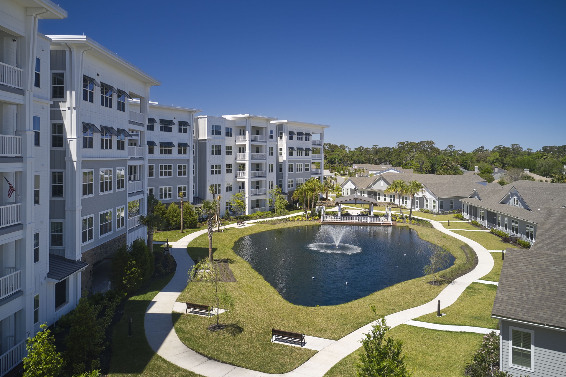 Vicar's Landing at Oak Bridge